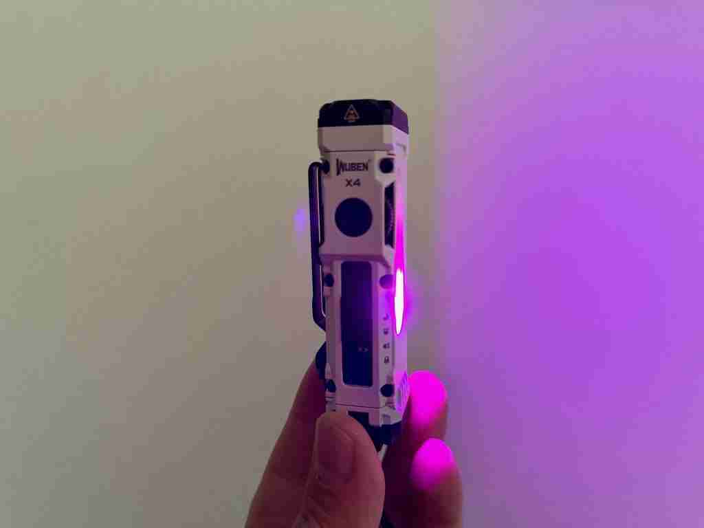 🔦 Wuben X4 image2 (1)