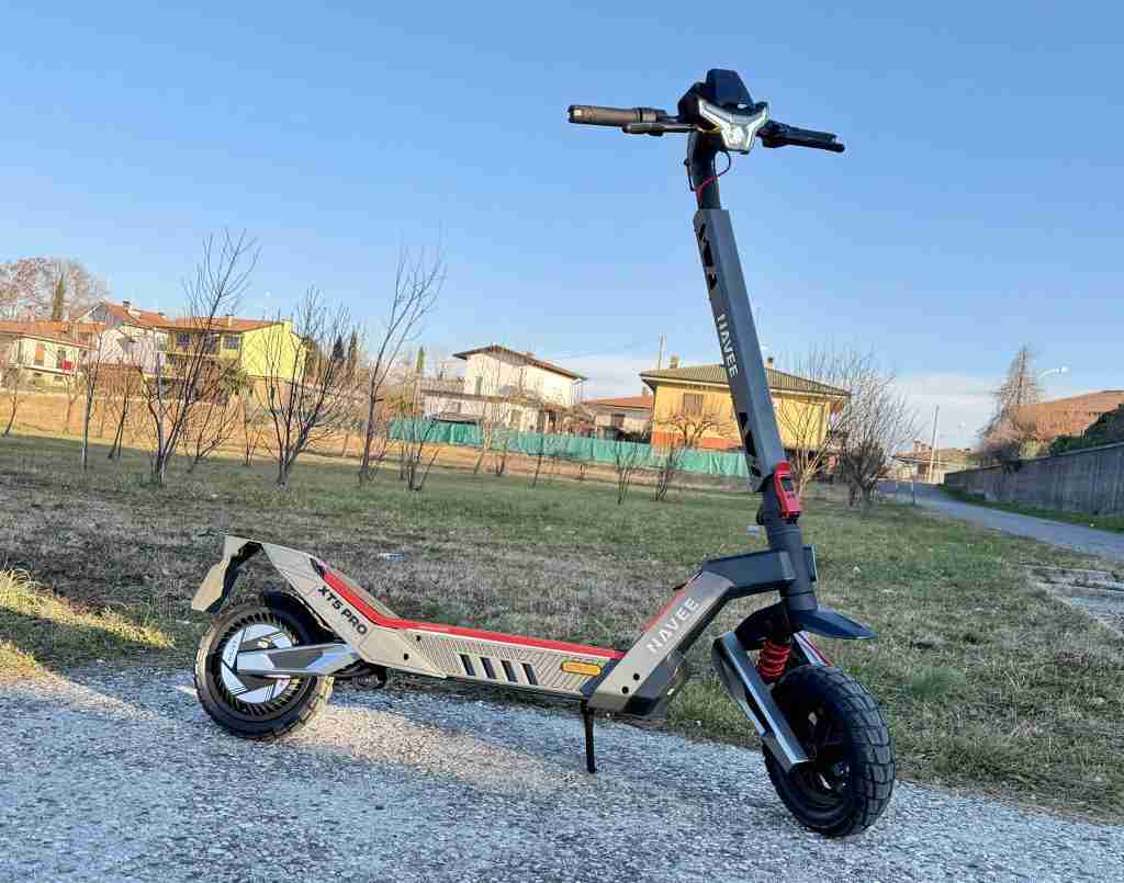 Navee XT5 Pro Electric Scooter img 1456