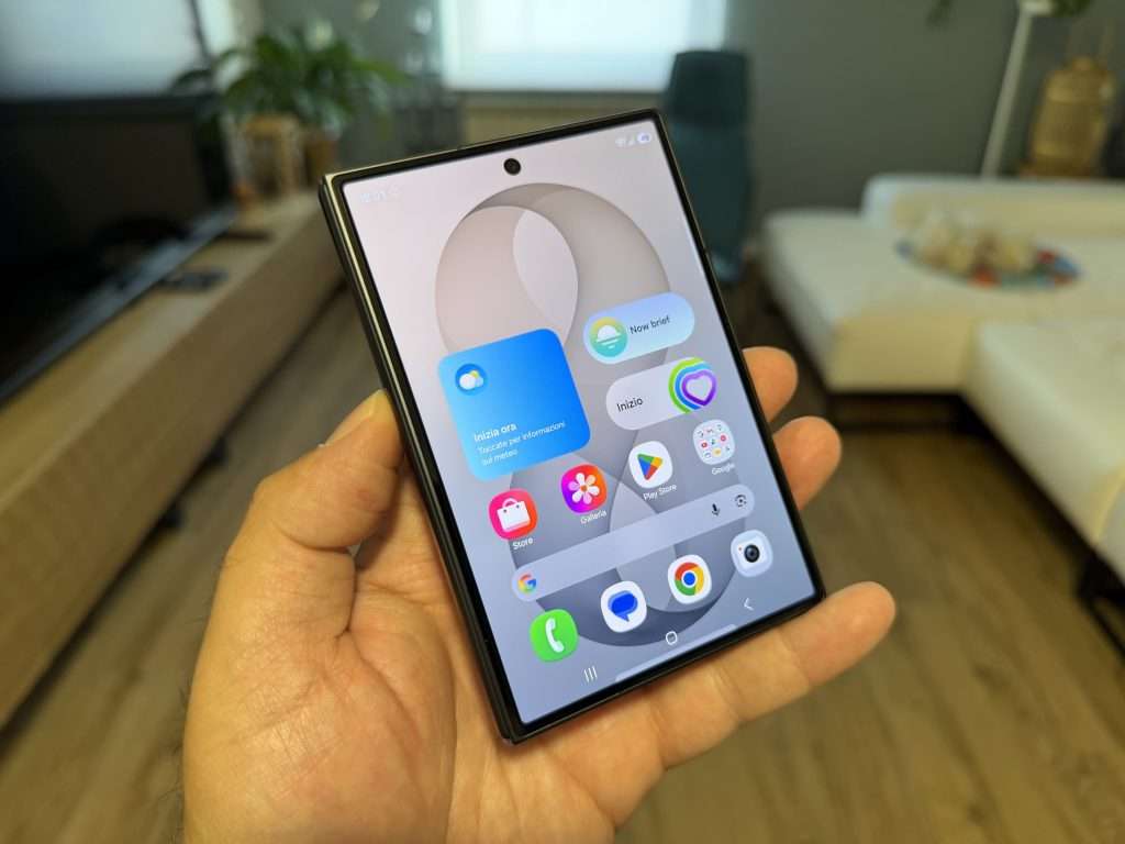 Samsung Galaxy Z Fold 8 img 0618