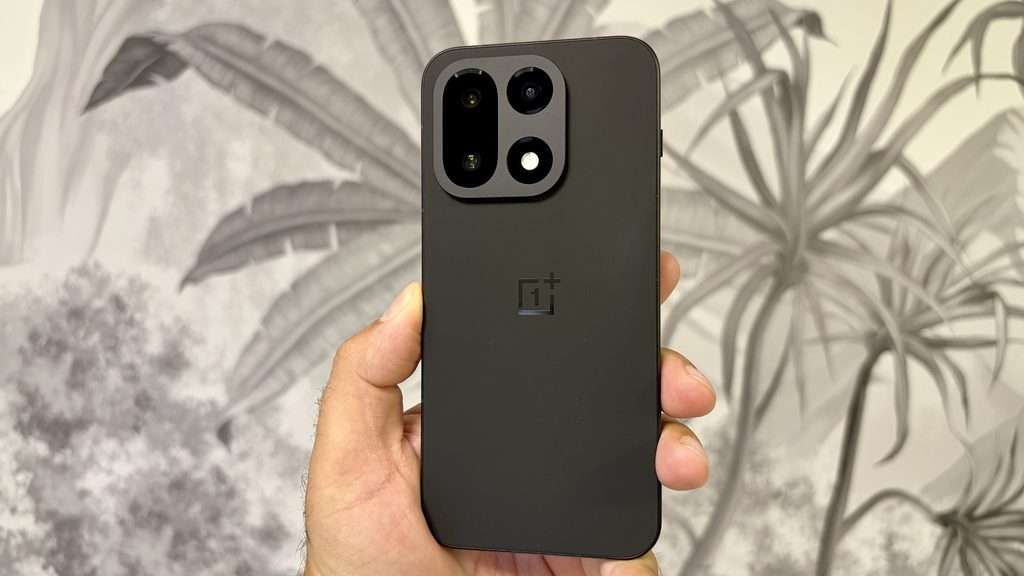 OnePlus 15 img 6504